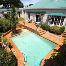 Melville-Manor-01.jpg